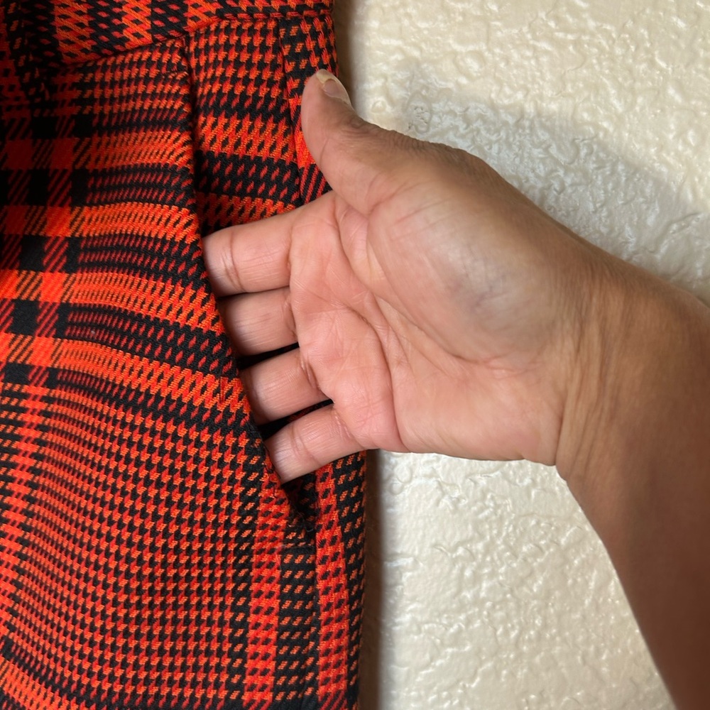 Zara Red and Black Plaid Pencil Skirt SIZE SMALL - Picture 9 of 10